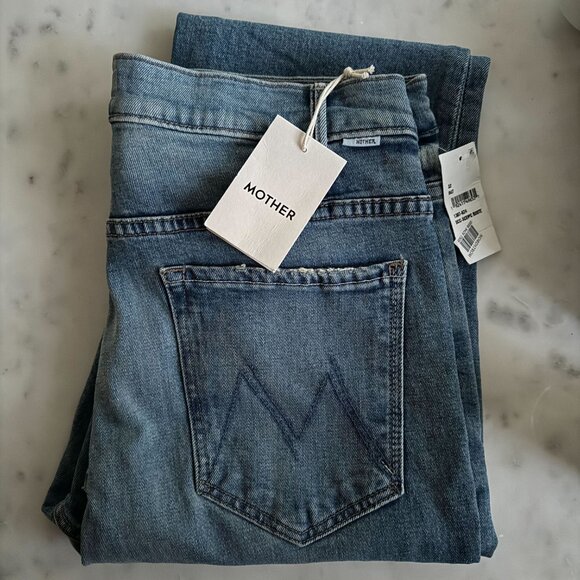 MOTHER The Hustler Ankle Flare Jeans in Scenic Route - Picture 2 of 3